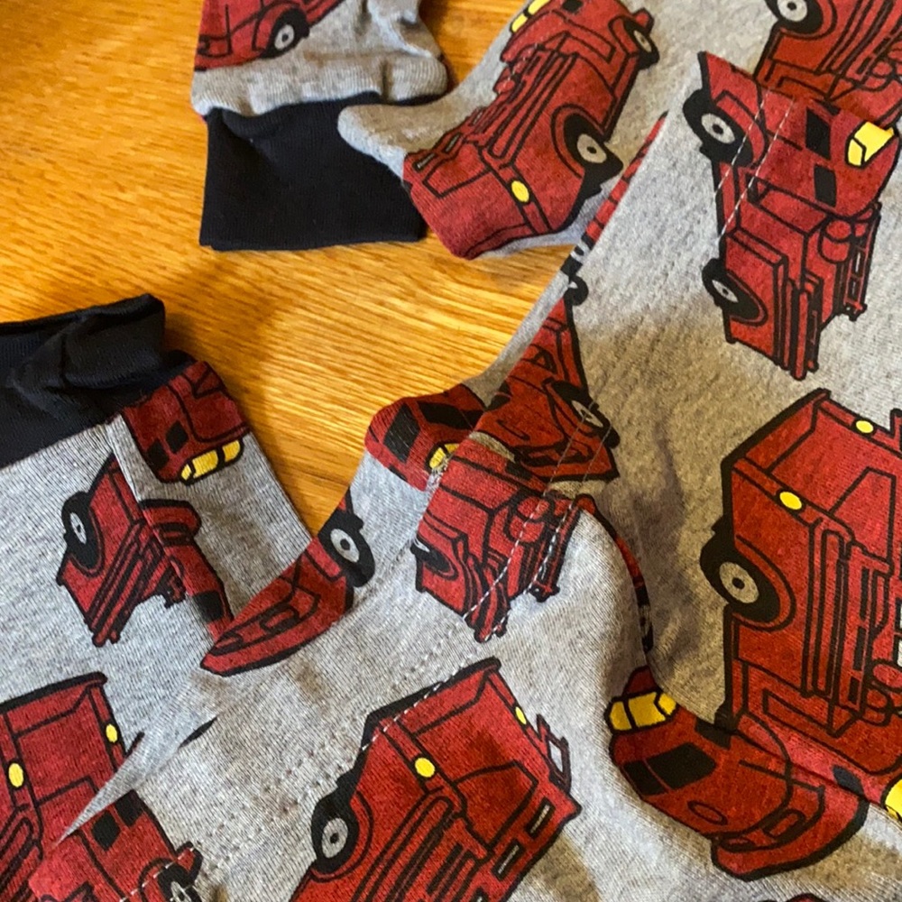 Carter's 2pc Pajamas Set - Picture 6 of 7